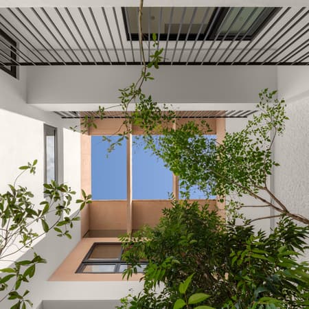 Armoua House